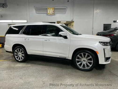 2024 Cadillac Escalade Premium Luxury Platinum