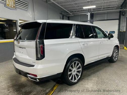 2024 Cadillac Escalade Premium Luxury Platinum