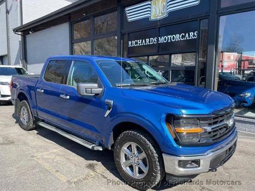Antimatter Blue Metallic 2024 Ford F-150 XLT