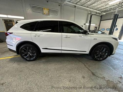 2022 Acura MDX A-Spec Package