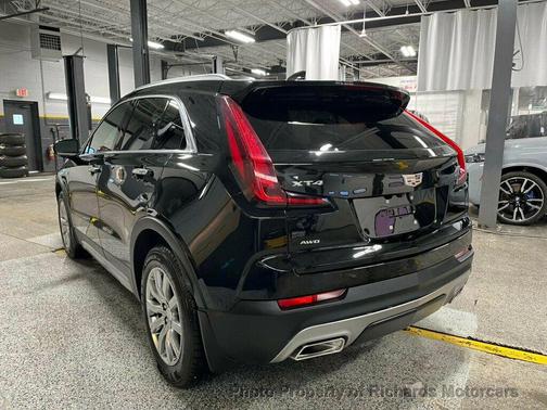 2019 Cadillac XT4 Premium Luxury