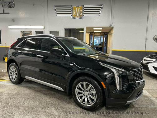 2019 Cadillac XT4 Premium Luxury