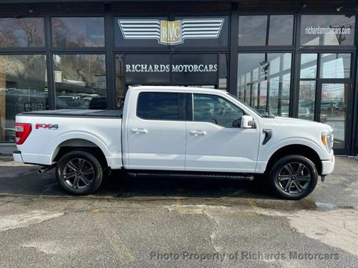 Oxford White 2022 Ford F-150 Lariat