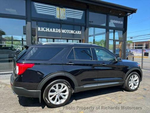 2022 Ford Explorer Platinum