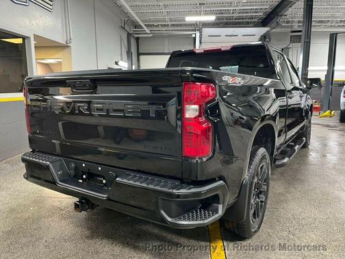 2023 Chevrolet Silverado 1500 Custom