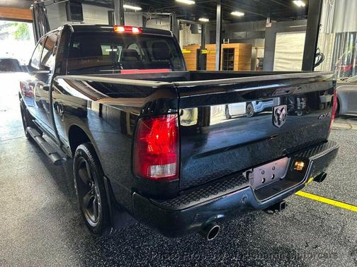 Black Clearcoat 2022 RAM 1500 Classic SLT