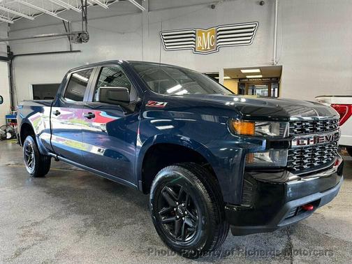 2020 Chevrolet Silverado 1500 Custom Trail Boss