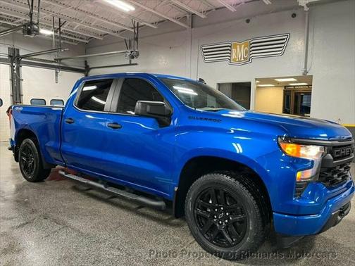 2023 Chevrolet Silverado 1500 Custom