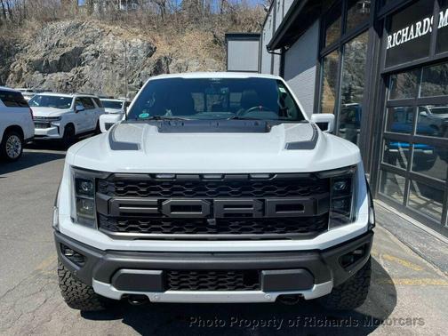 Oxford White 2022 Ford F-150 Raptor