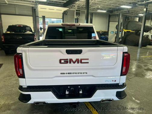 2023 GMC Sierra 1500 Base