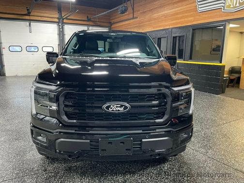 Agate Black Metallic 2026 Ford F-150 Lariat
