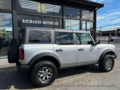 2024 Ford Bronco Badlands