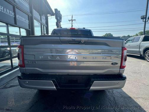 2022 Ford F-150 Platinum