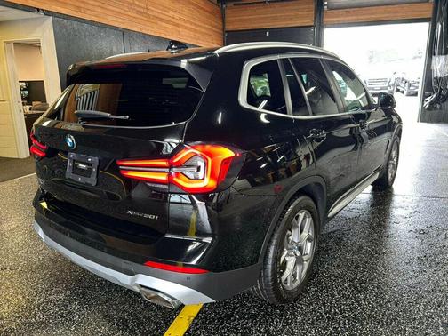 Black Sapphire Metallic 2023 BMW X3 xDrive30i