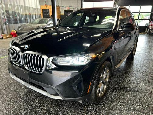 Black Sapphire Metallic 2023 BMW X3 xDrive30i