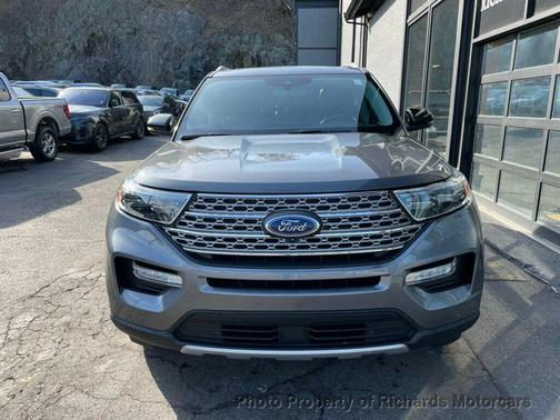 Carbonized Gray Metallic 2022 Ford Explorer Limited
