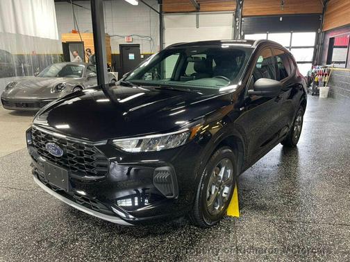 Agate Black Metallic 2024 Ford Escape ST-Line