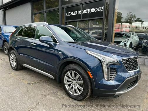 2020 Cadillac XT4 Premium Luxury
