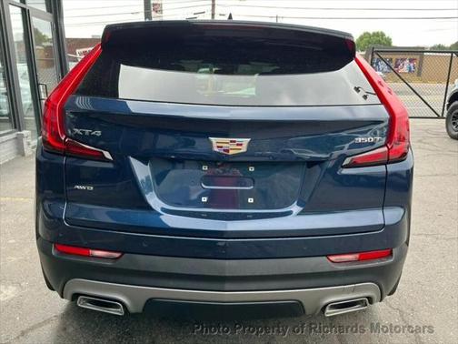 2020 Cadillac XT4 Premium Luxury