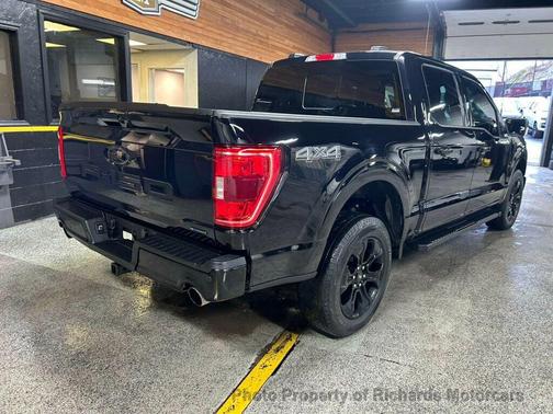 Agate Black Metallic 2023 Ford F-150 XLT
