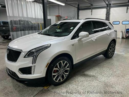 2023 Cadillac XT5 Sport