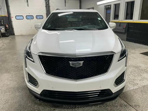 Crystal White Tricoat 2023 Cadillac XT5 Sport