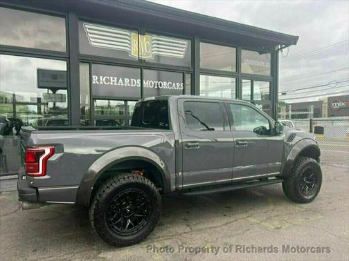 2020 Ford F-150 Raptor