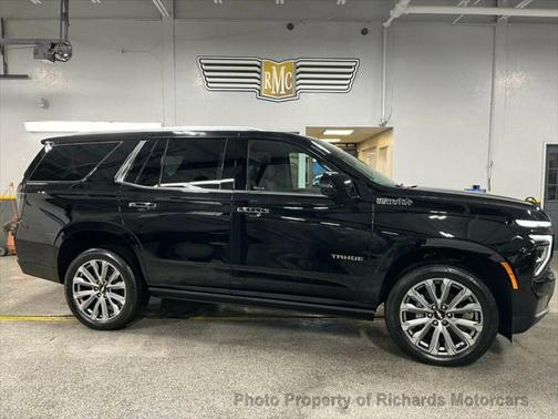2025 Chevrolet Tahoe 4WD High Country
