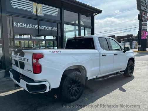 2022 Chevrolet Silverado 1500 Custom