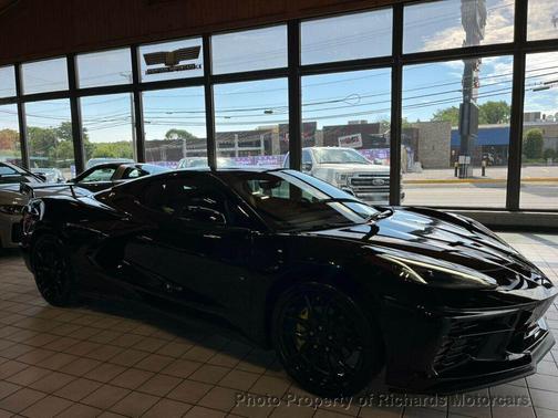 2023 Chevrolet Corvette Stingray w/2LT