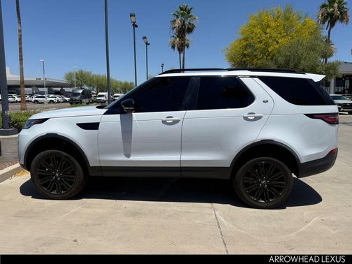 Fuji White 2020 Land Rover Discovery HSE
