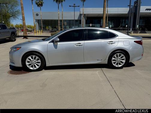 Silver Lining Metallic 2015 Lexus ES 300h Base
