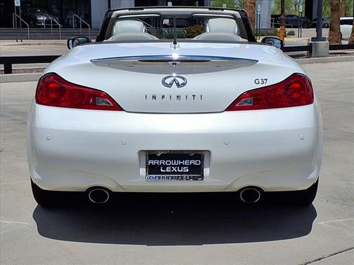 2010 INFINITI G37 Base