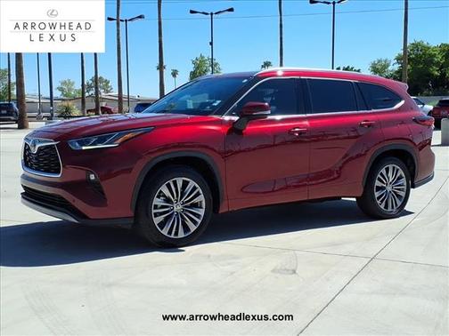 2022 Toyota Highlander Platinum