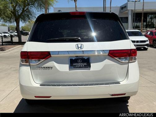 White Diamond Pearl 2016 Honda Odyssey EX-L