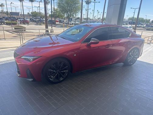 Infrared 2021 Lexus IS 350 Base