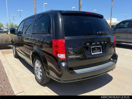 Brilliant Black Crystal Pearlcoat 2015 Dodge Grand Caravan SXT