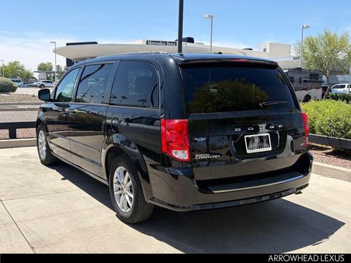 Brilliant Black Crystal Pearlcoat 2015 Dodge Grand Caravan SXT