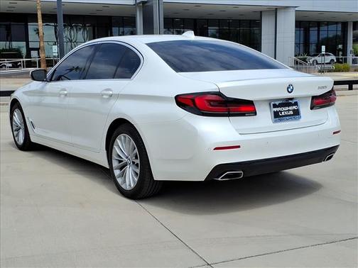 2023 BMW 530 i