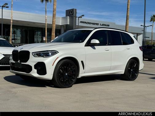 2022 BMW X5 M50i