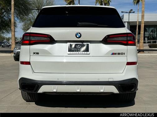 2022 BMW X5 M50i