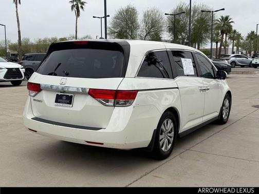 White Diamond Pearl 2016 Honda Odyssey EX-L