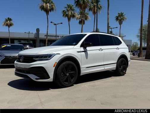 Pure White 2024 Volkswagen Tiguan 2.0T SE R-Line Black