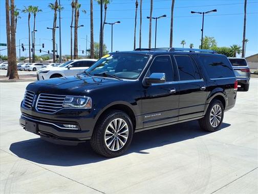 2017 Lincoln Navigator Select