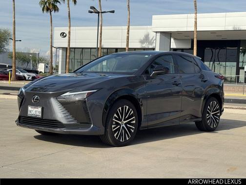2023 Lexus RZ 450e Luxury