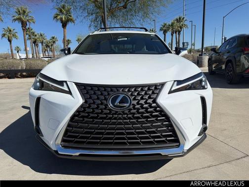 2026 Lexus UX 300h Base