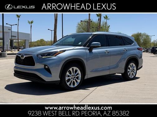 Moon Dust 2020 Toyota Highlander Limited