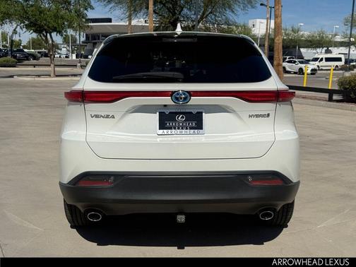 Blizzard Pearl 2022 Toyota Venza LE