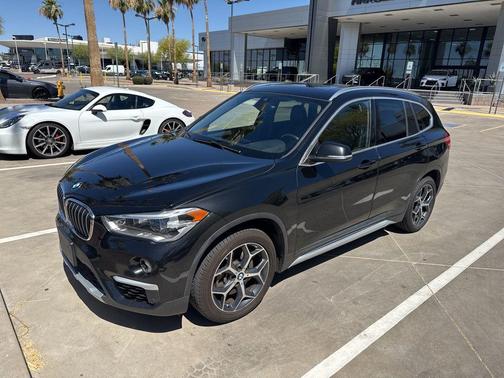 Black Sapphire Metallic 2019 BMW X1 sDrive28i