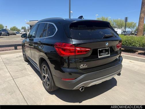 Black Sapphire Metallic 2019 BMW X1 sDrive28i